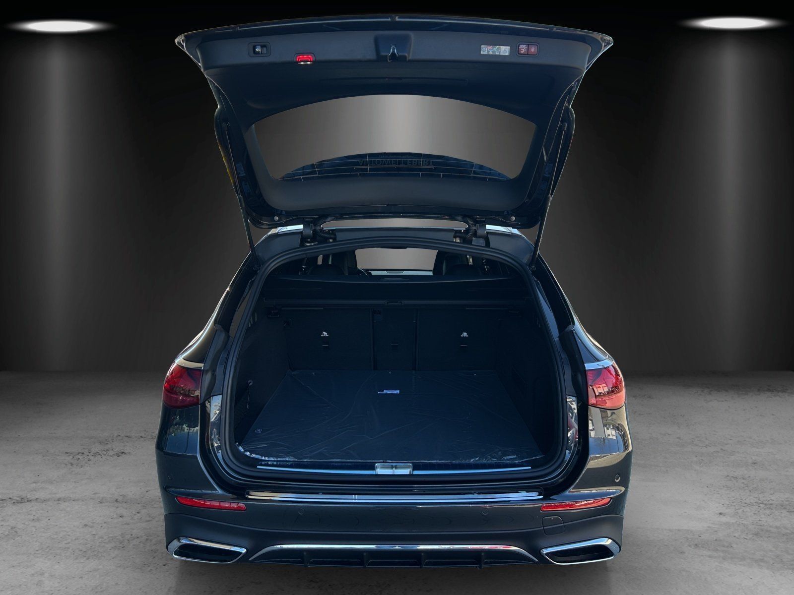 Fahrzeugabbildung Mercedes-Benz E 220 d T AMG Shzg PANO Burmester AHK Sitzklima