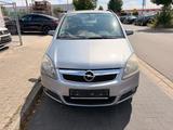 Opel Zafira B Edition *7-SITZER*TEMPOMAT*AHK*KLIMA* - Opel Zafira aus 2006 mit Diesel-Antrieb