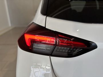 Fotografie 11 des Opel Corsa 1.2 Direct Injection Turbo GS