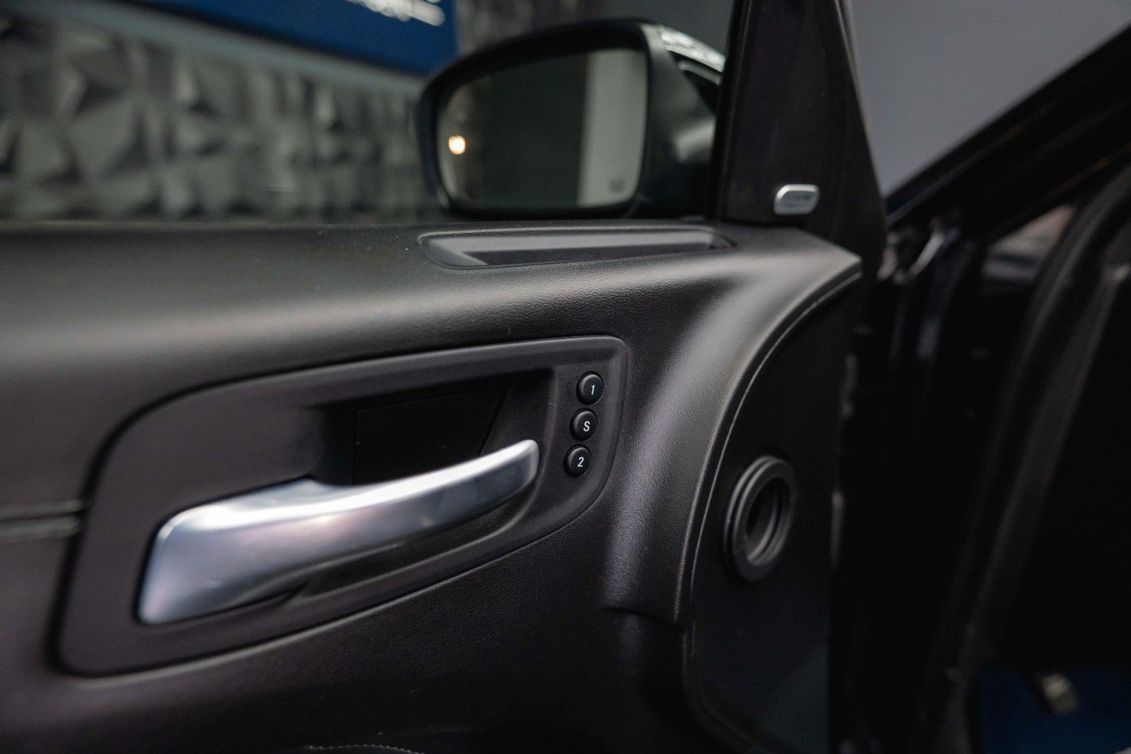 Fahrzeugabbildung Dodge Charger 5.7 V8 HEMI R/T DAYTONA Performance