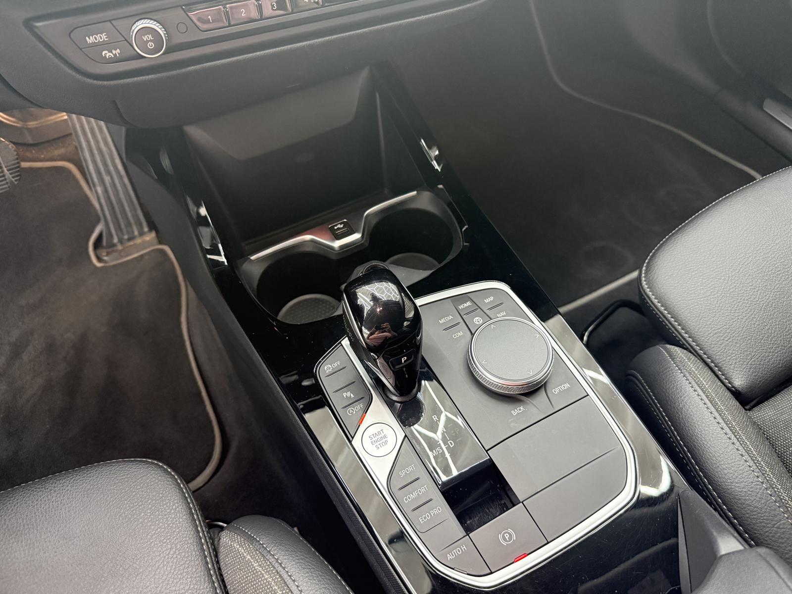 BMW 1 Series i Sport Line, 1 Hand, AHK, Kamera, Leder, миниатюра 18