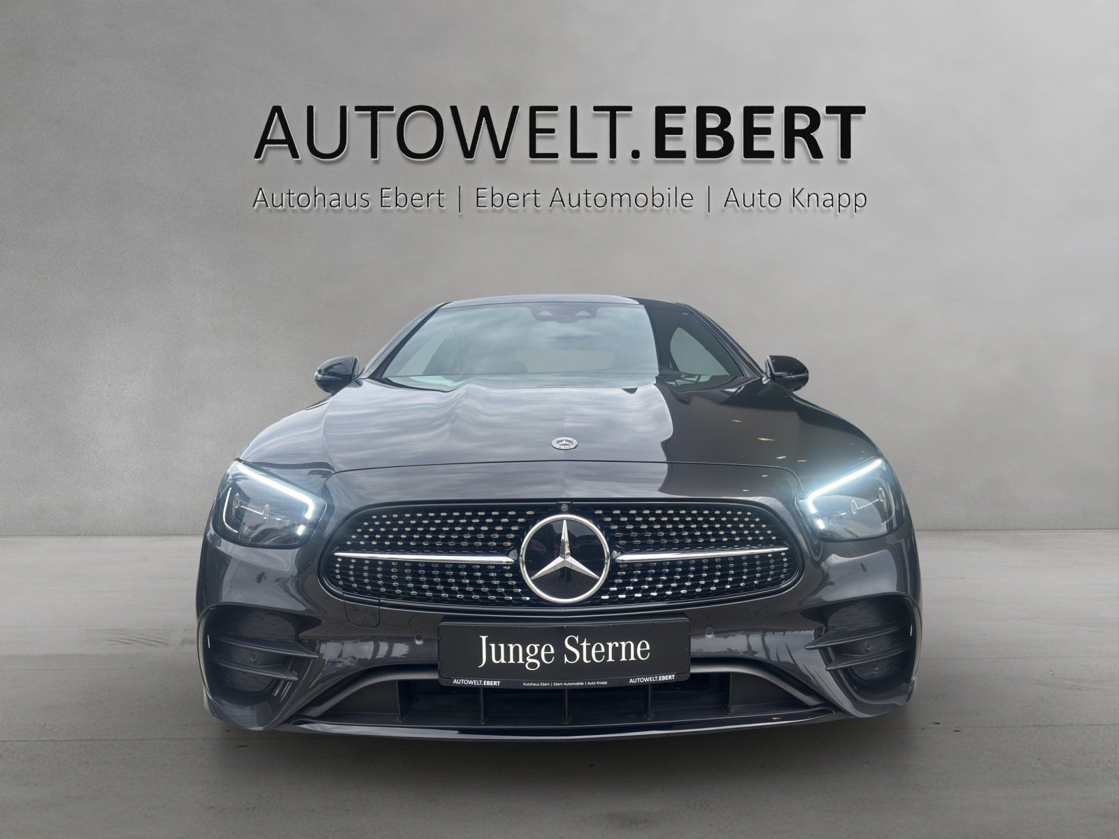 Fahrzeugabbildung Mercedes-Benz E 400 d 4M Cpé AMG Massage DISTRO Burm ABC KeyGo