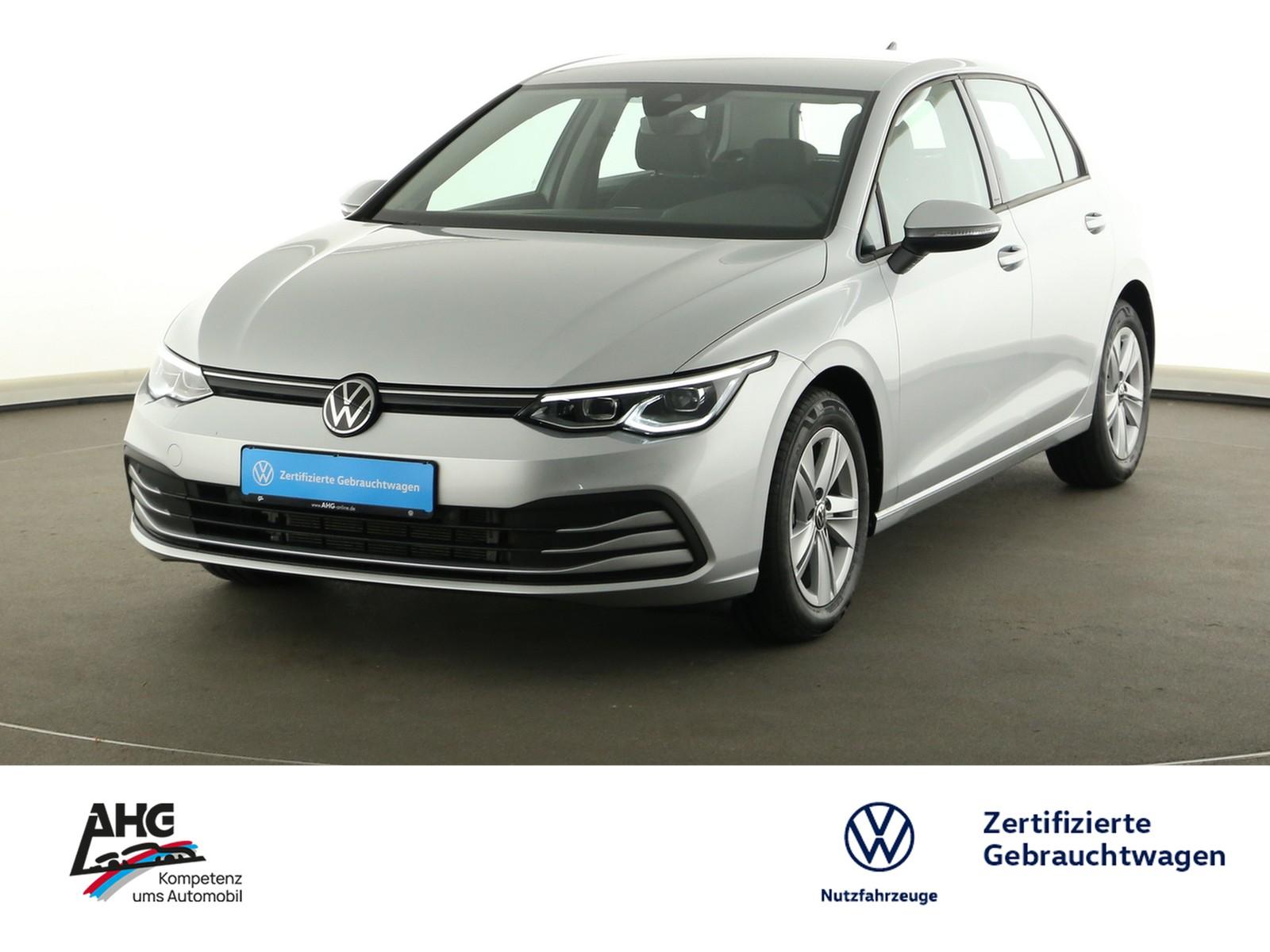Volkswagen Golf VIII 1.5 eTSI DSG Life  LED Navi ACC Alufel