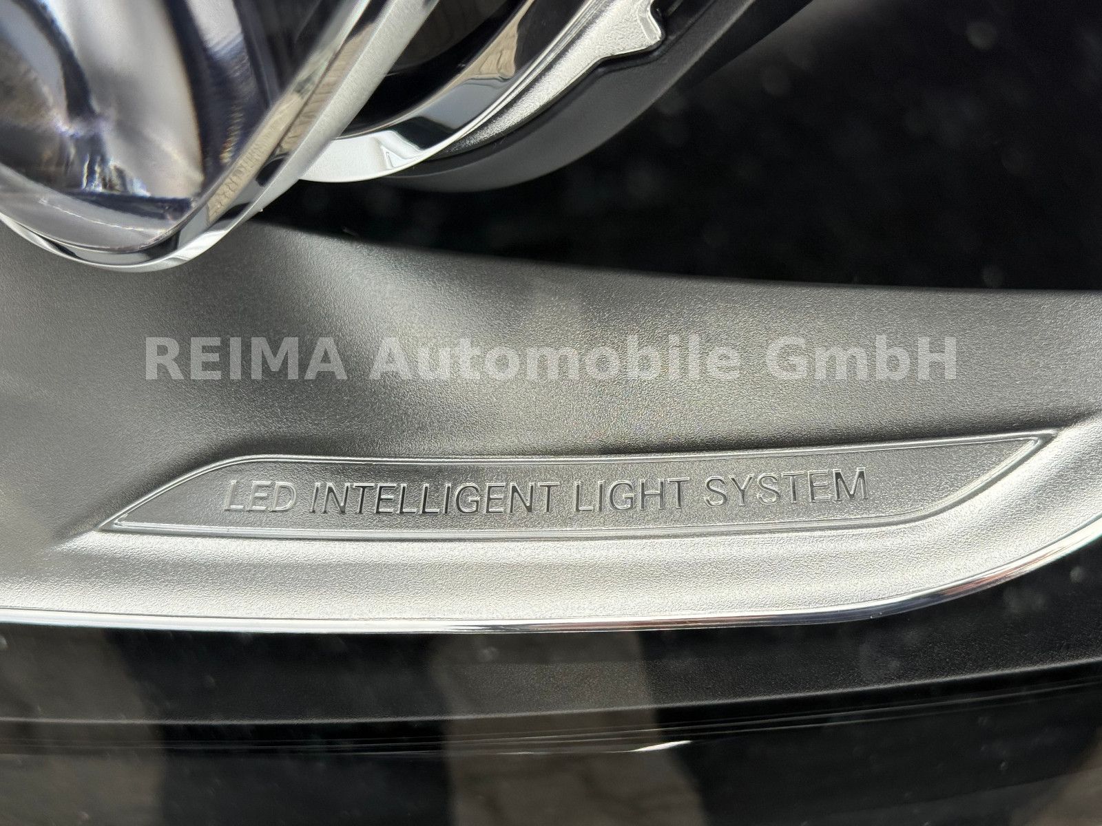 Fahrzeugabbildung Mercedes-Benz GLE 250 d AMG-Paket, LED, H&K, DAB, Leder