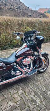 Harley-Davidson Street Glide - CHOPPER