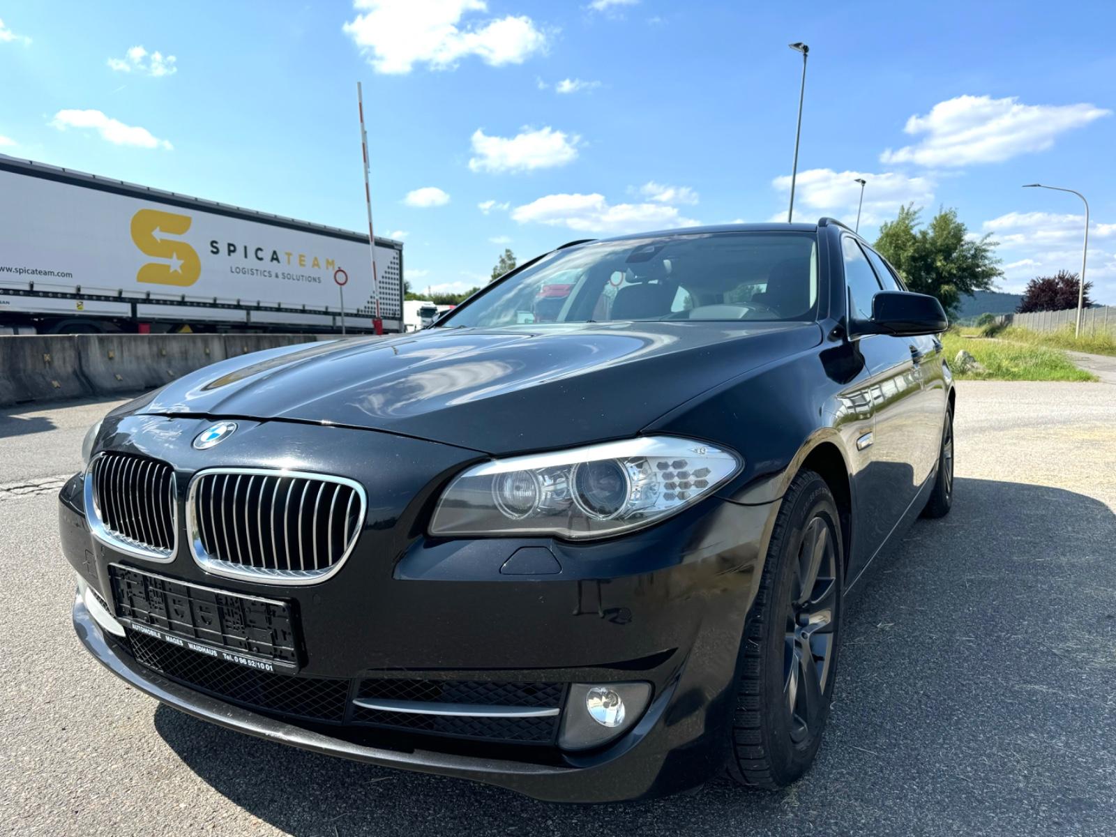 BMW 525d xDrive Touring * HEAD-UP *