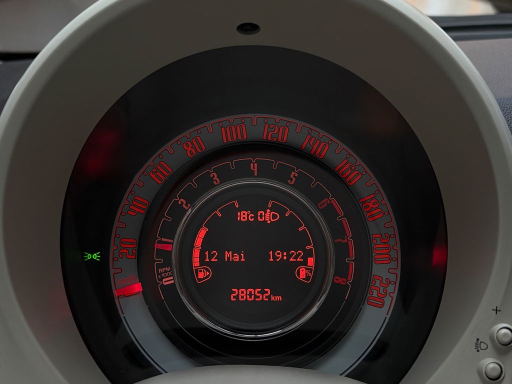 FIAT 500C DolceVita|Navi|PDC|SHZ|Tempomat FIAT 500C DolceVita|Navi|PDC|SHZ|Tempomat