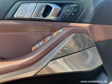 BMW X7 - 11