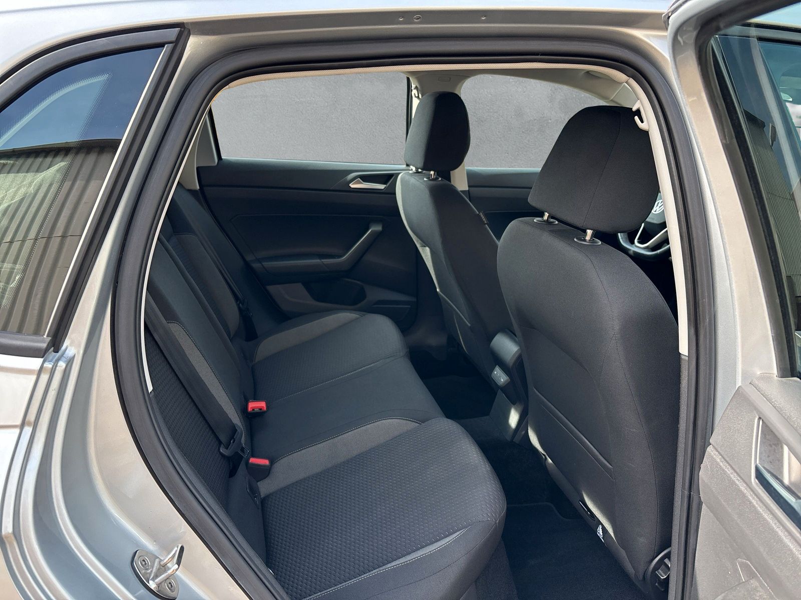 Fahrzeugabbildung Volkswagen Polo Life 1.0 TSI LED App-Connect Klima-2-Zonen