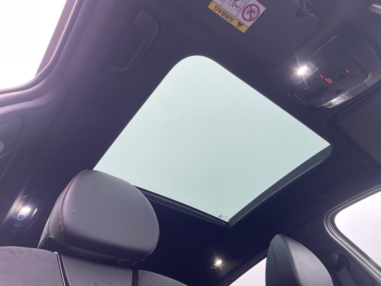 Fahrzeugabbildung Hyundai TUCSON 1.6 T-GDI N Line Hybrid PanoDach Sitz