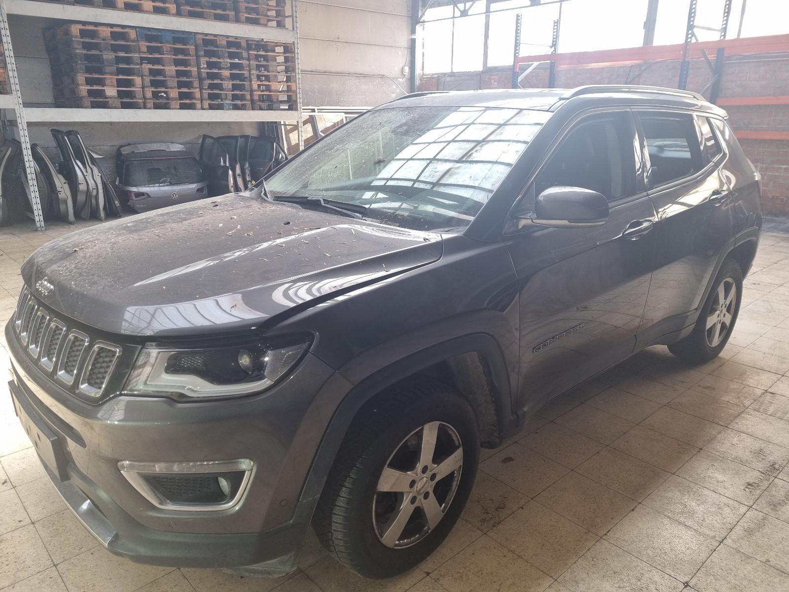 Jeep Compass Limited FWD