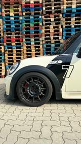 MINI John Cooper Works John Cooper Works - weiße MINI John Cooper Works