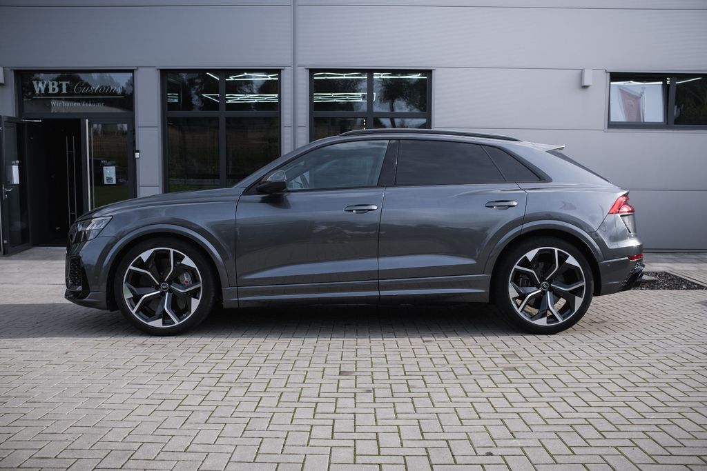 Image of Audi RSQ8