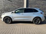 Ford Edge 2,0 l TDCi 209PS 4x4 Chekheft - silberne Ford Edge