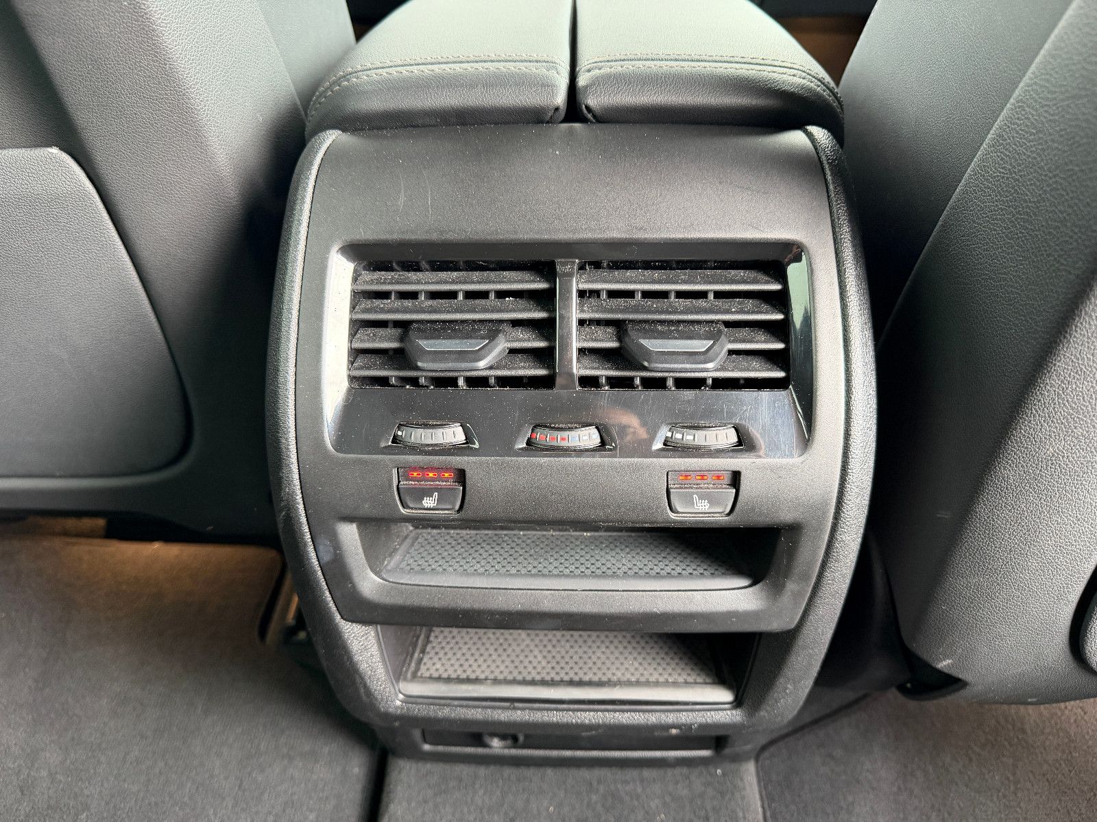 Fahrzeugabbildung BMW X5 30 d xDrive M Sport/HEAD-UP/360°/SOUND/AMBIEN