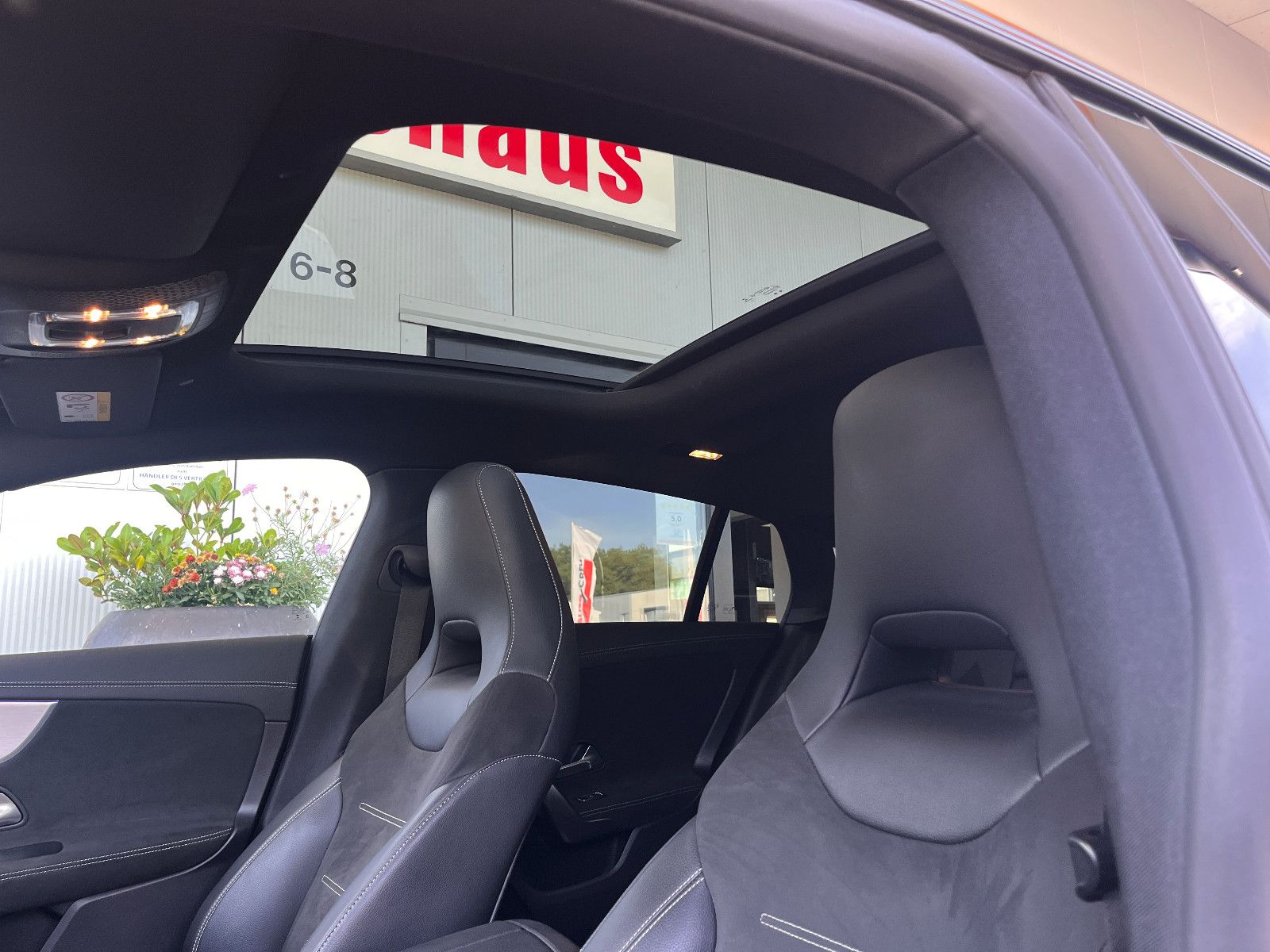 Fahrzeugabbildung Mercedes-Benz CLA Shooting Brake CLA 250 e AMG-Line
