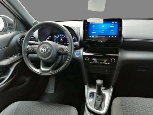 Fahrzeugabbildung Toyota Yaris Cross Hybrid