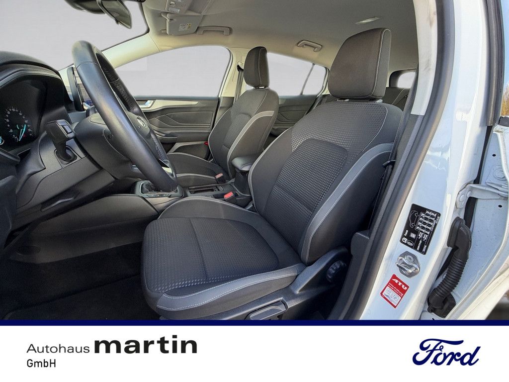 Fahrzeugabbildung Ford Focus 1.0 EcoBoost Cool&Connect AHK LED FACEL.