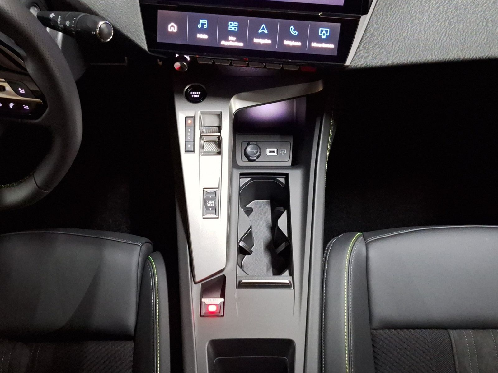 Peugeot 408 - Bild 14