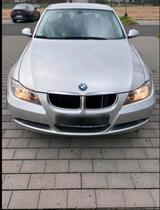 BMW 3er 318i - BMW 318 aus 2007: Kombi