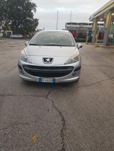 Peugeot 207 1.4 HDi 70CV 5p. Energie Sport - Peugeot 207 Sport mit Diesel-Antrieb
