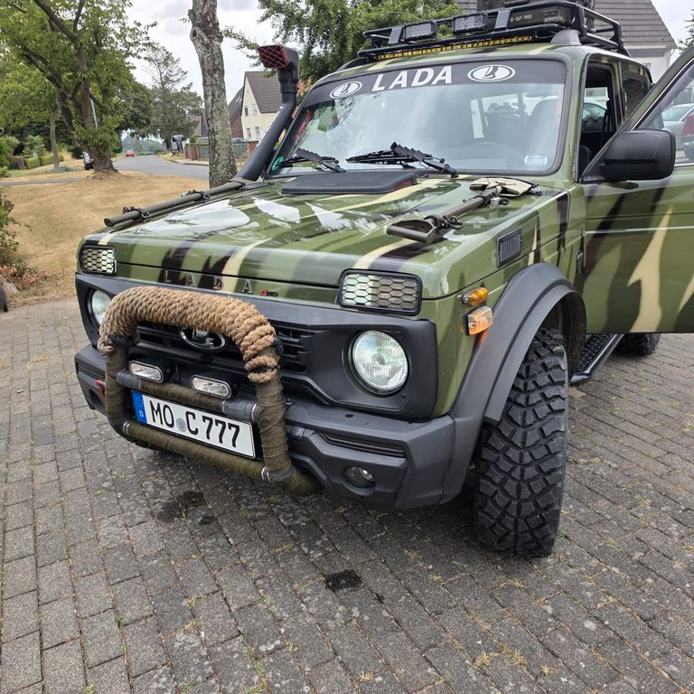 Image of Lada Niva