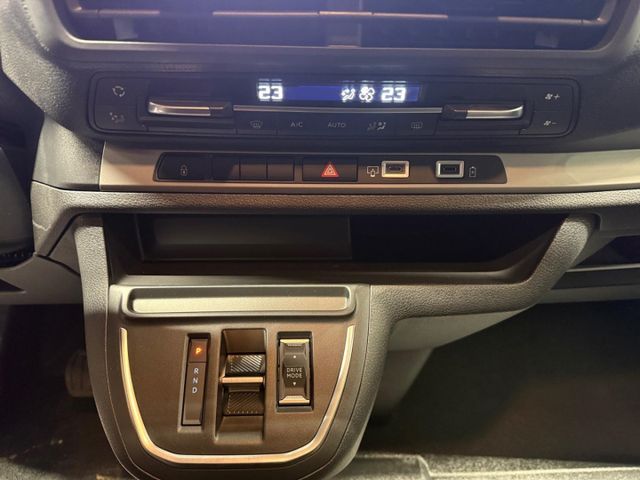 Fahrzeugbild 14
