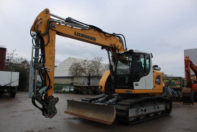 Liebherr R920 Compact LC - Gummiketten - Nr.: 139