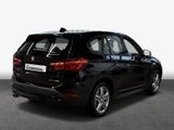 BMW X1 xDrive25e Advantage - BMW X1: Xdrive