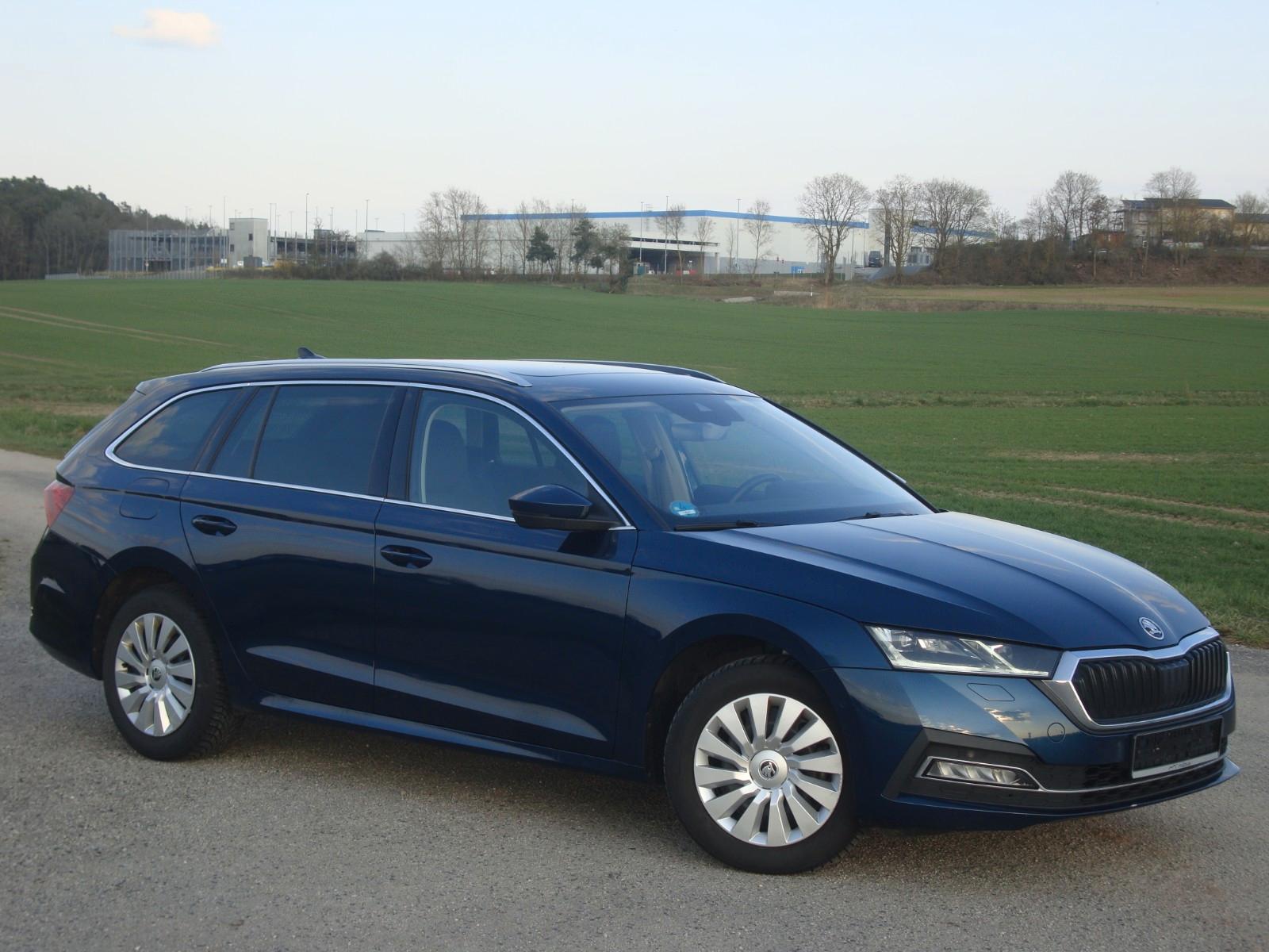 Skoda Octavia 1.5 TSI e-TEC DSG STYLE COMBI*TOP-Ausst.