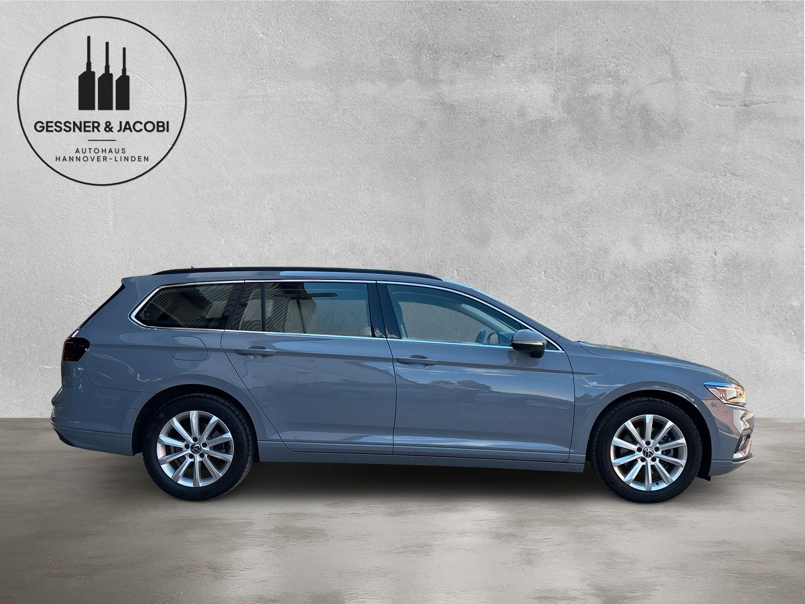 Fahrzeugabbildung Volkswagen Passat Variant 2.0 TDI HuD AHK Keyless Kamera