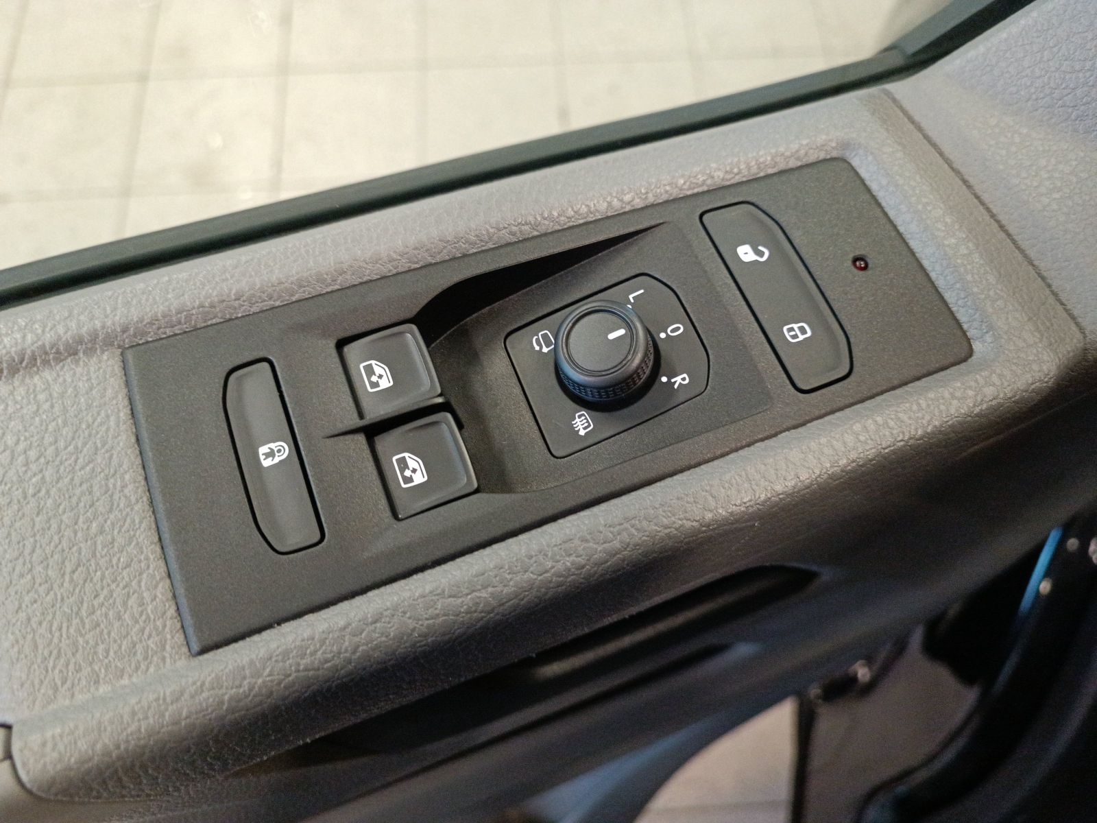 Volkswagen T6 Caravelle - Bild 15