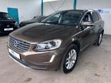 Volvo XC 60  Summum 2WD *Autmatik*1.Hand* - silberne Volvo XC60