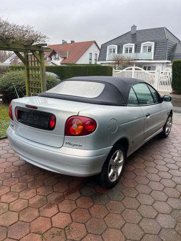 Renault Megane Cabriolet Dynamique 1.6 16V.TÜV 8.2026