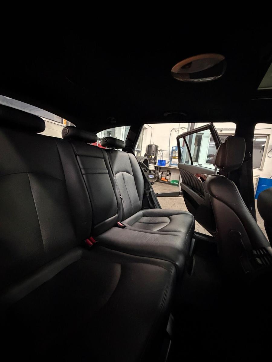 Mercedes-Benz E220 2007 — photo 13