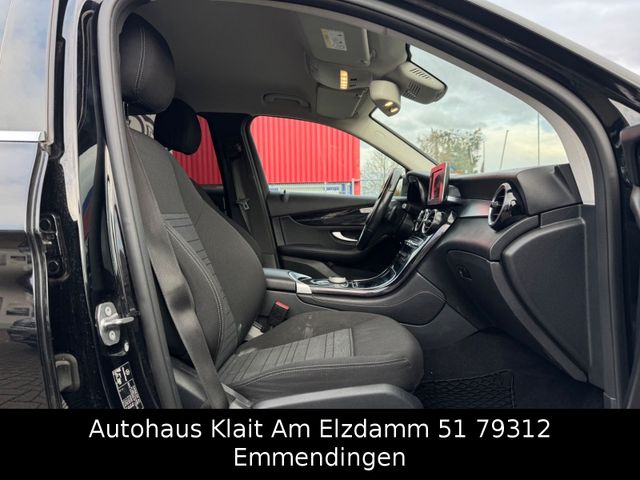 Fahrzeugabbildung Mercedes-Benz GLC 220  4 Matic Automatik