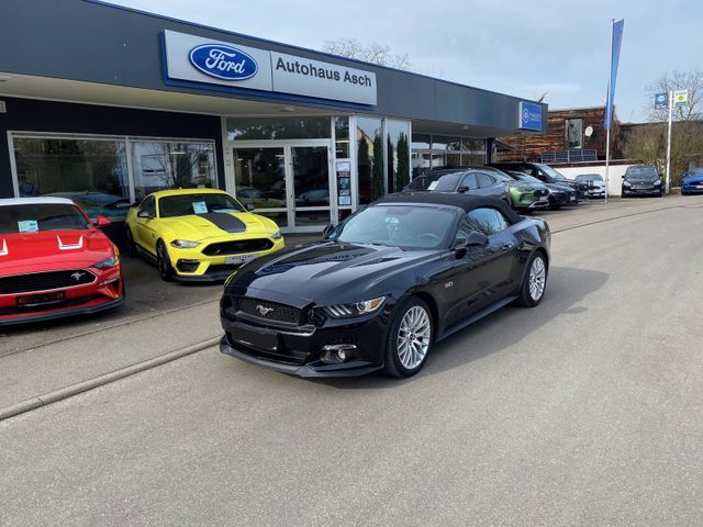 Ford Mustang GT Convertible