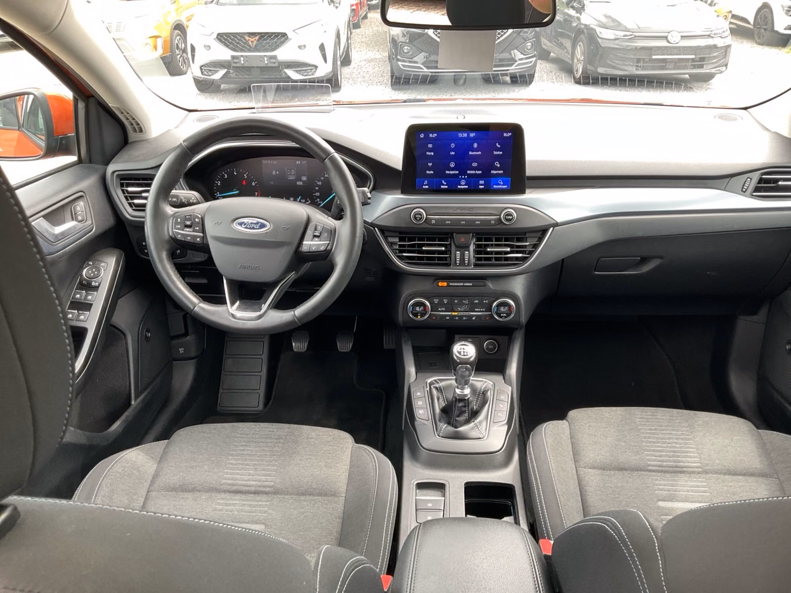 Ford Focus 1.5 EcoBoost Active NAVI LED PANO HUD