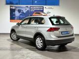 Volkswagen Tiguan DSG 2.0 TDI 4Motion AHK+SHZ+NAVI+190PS - Volkswagen Tiguan: TDI 4motion
