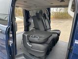 Volkswagen T7 Transporter TDI Allrad 6 Sitze Automatik  - blaue Volkswagen T7 Transporter