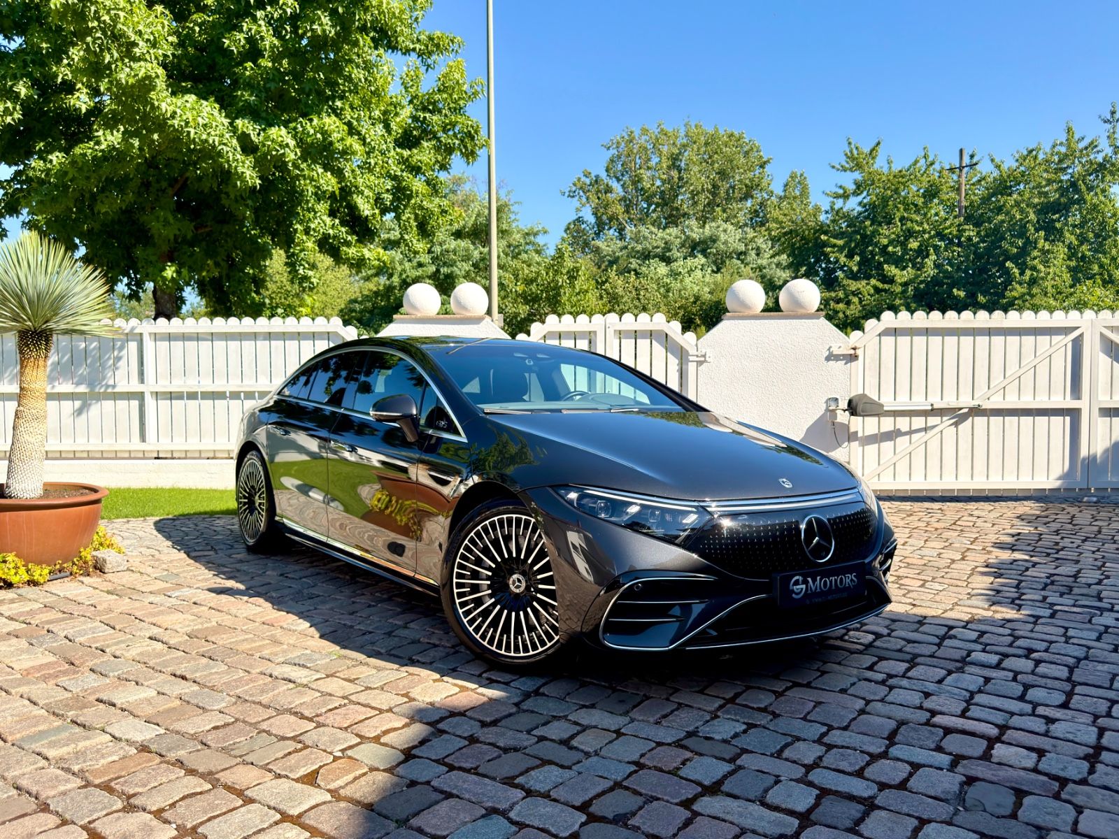 Mercedes-Benz EQS 580 4Matic /Hyperscreen/Massage/360°/HeadUp/