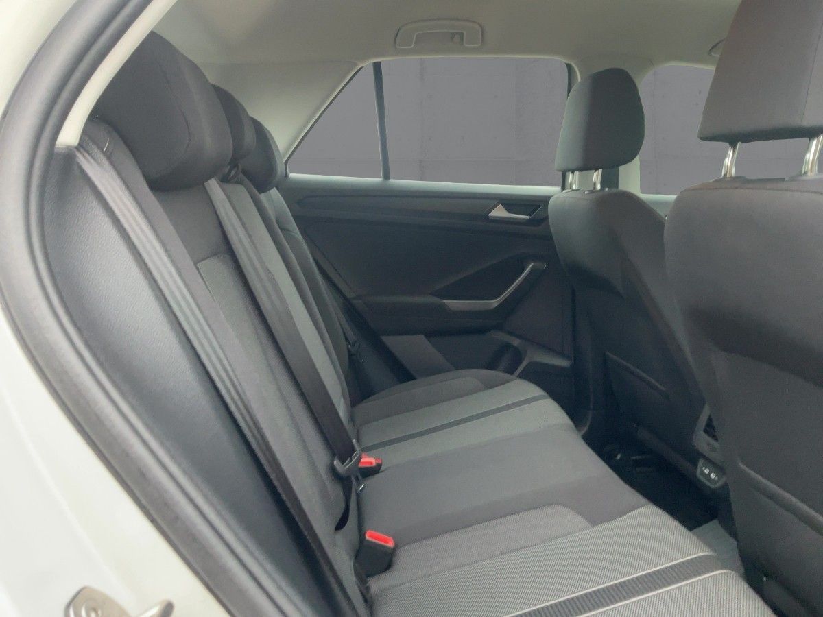 Volkswagen T-Roc - Bild 12