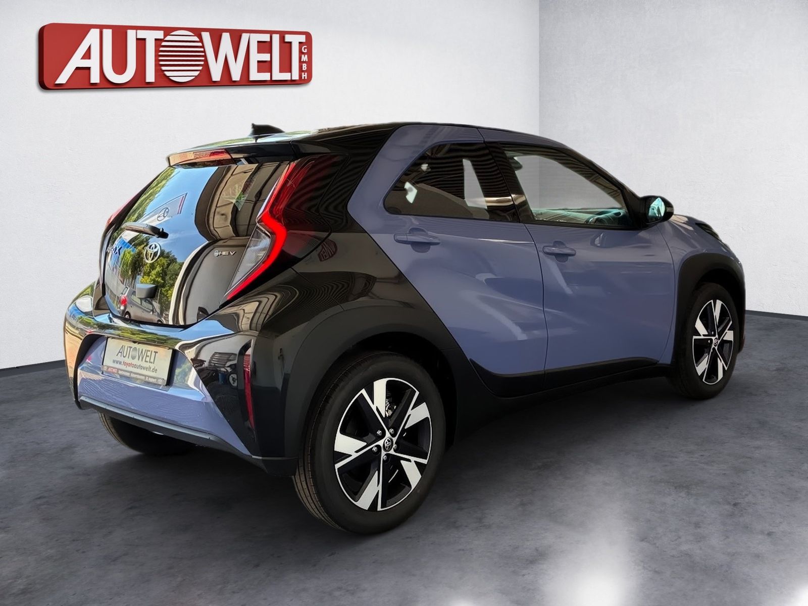 Fahrzeugabbildung Toyota Aygo X 1.5 Teamplayer +Sitzhzg LED,SoundSys,ACC