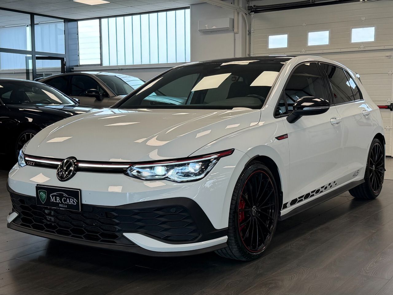 Volkswagen Golf GTI 2.0 TSI 45 Clubsport 300 CV  imagem 3