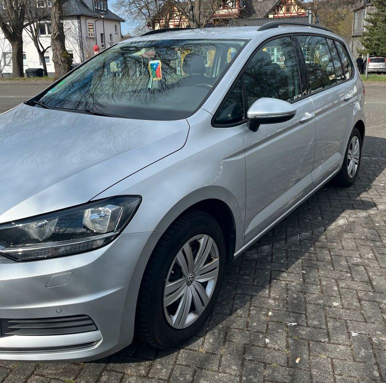 Image of Volkswagen Touran
