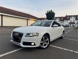 Audi A4 2.0 TDI (DPF) multitronic Attraction Attr... - Audi A4 aus 2010 mit Diesel-Antrieb: Limousine