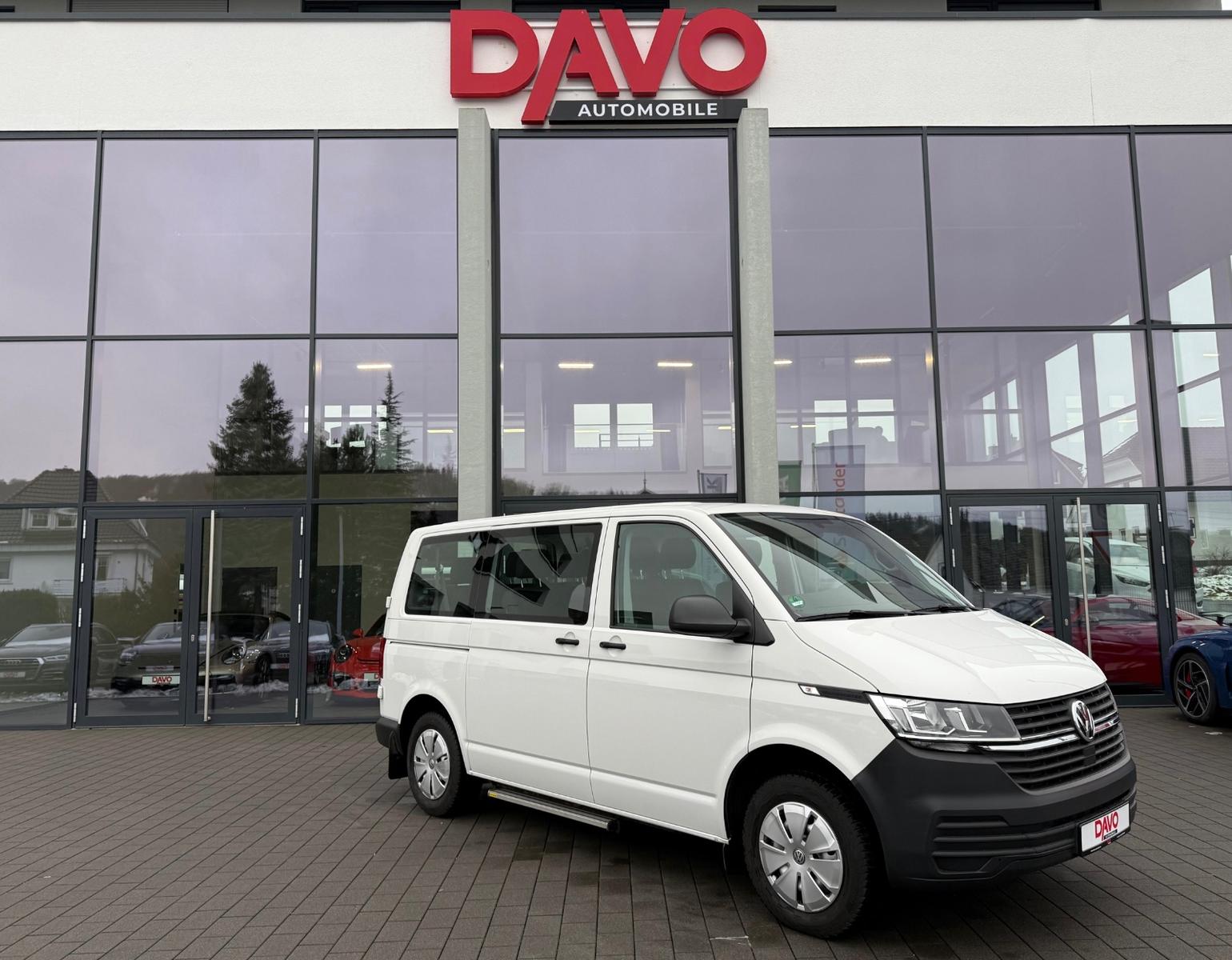 Volkswagen T6.1 Transporter 2.0 TDI Komfort Plus  9-Sitzer