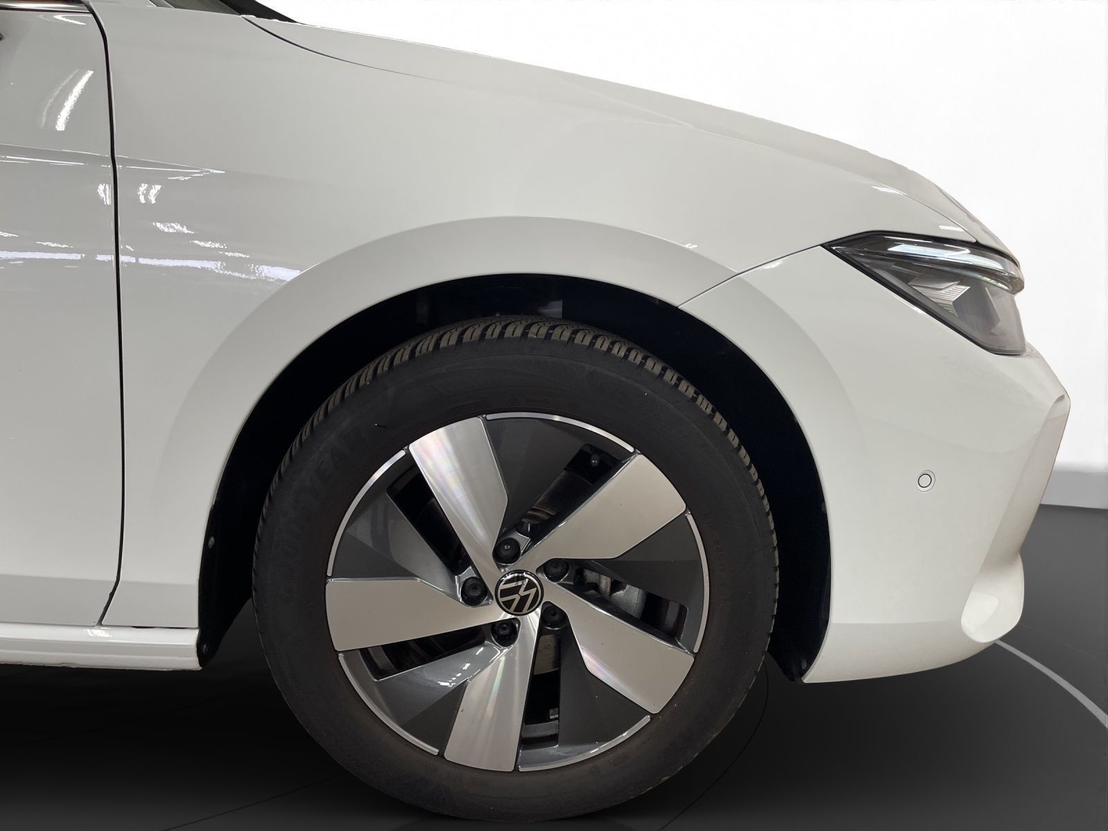 Volkswagen Passat Variant - Bild 14
