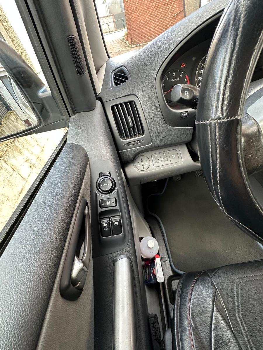 Hyundai H-1