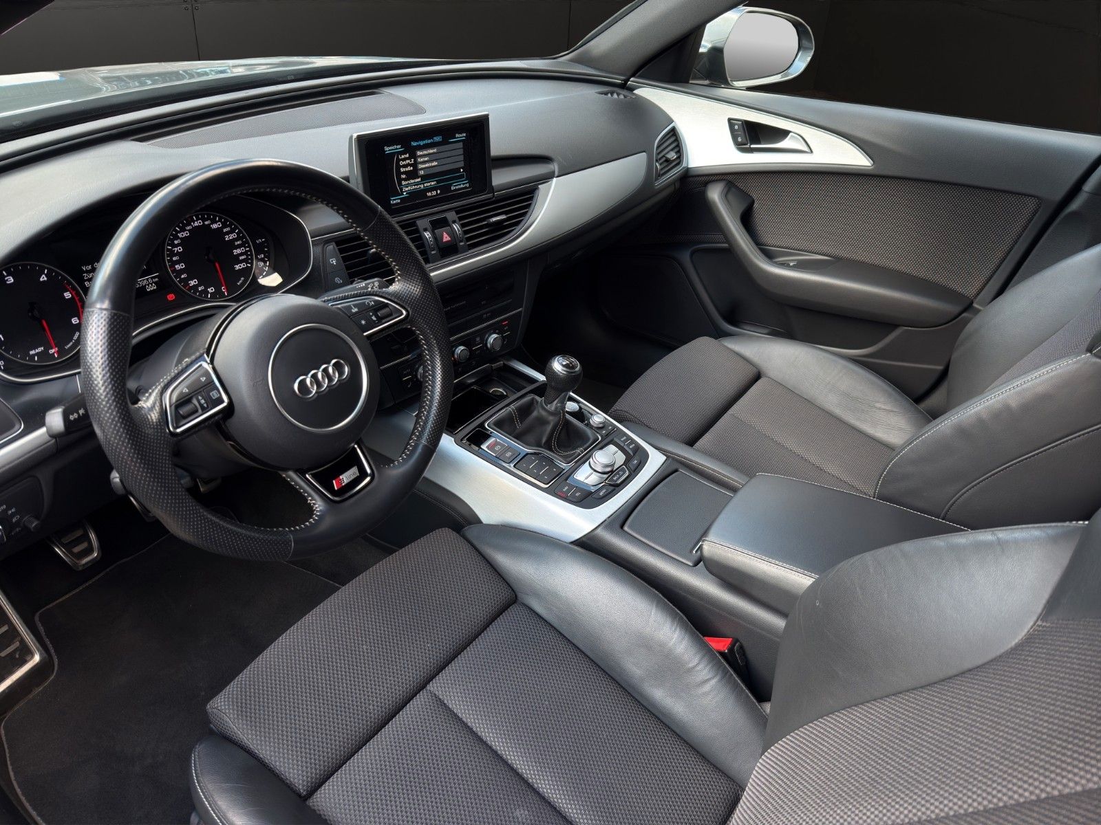 Fahrzeugabbildung Audi A6 Avant 2.0 TDI *S-line*Schalter*AHK*Tempomat*